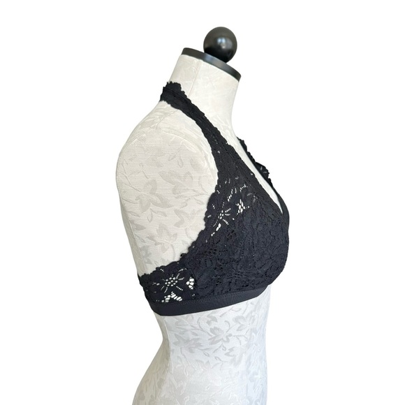 Aerie Lace Halter Bralette Lined Black Wireless Hook & Eye Close Size Large - Picture 4 of 13
